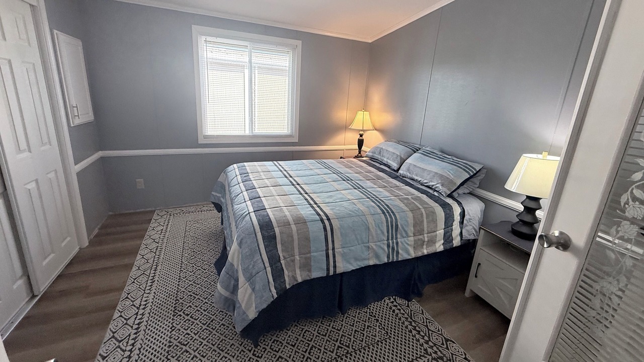 Photo of Bedroom in Happy Trails