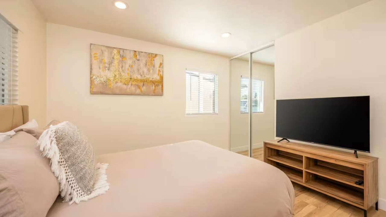 Photo of Bedroom in Lincoln Acres