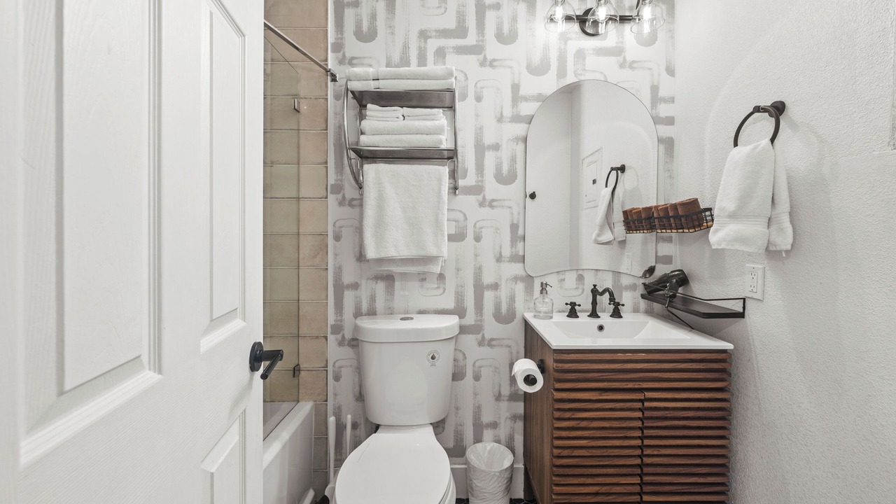 Photo of Bathroom in Garfield