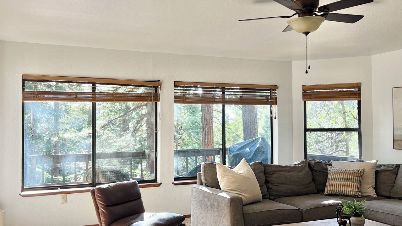 Photo of Livingroom in Mi-Wuk Village