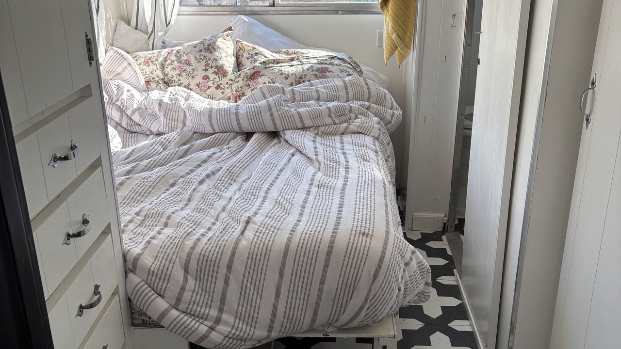 Photo of Bedroom in Harbor