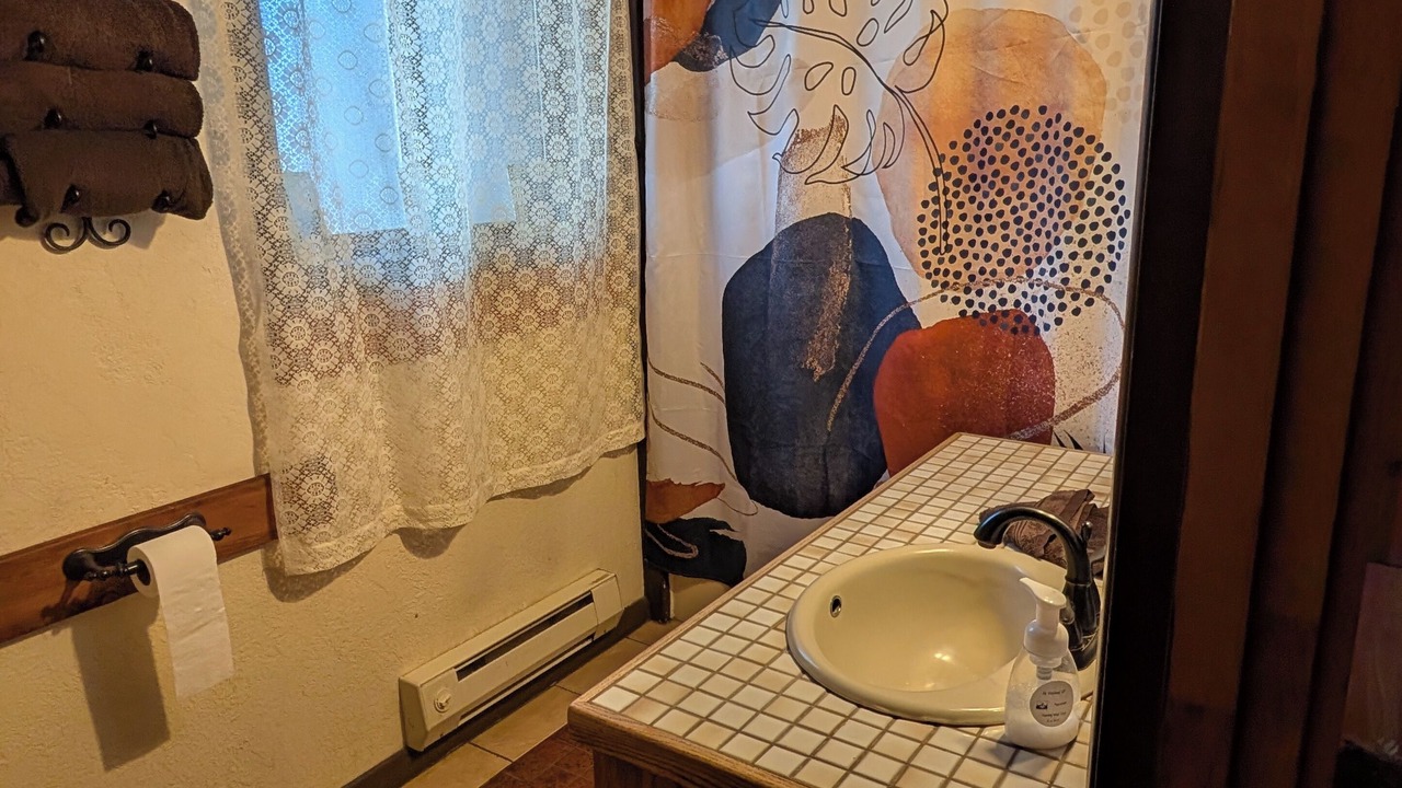 Photo of Bathroom in Chiloquin