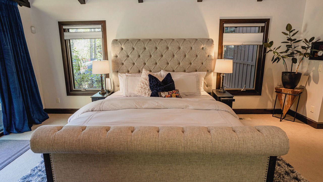 Photo of Bedroom in Rogue River