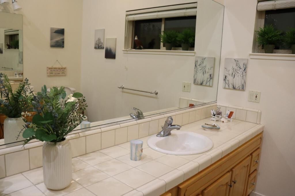 Photo of Bathroom in Gualala