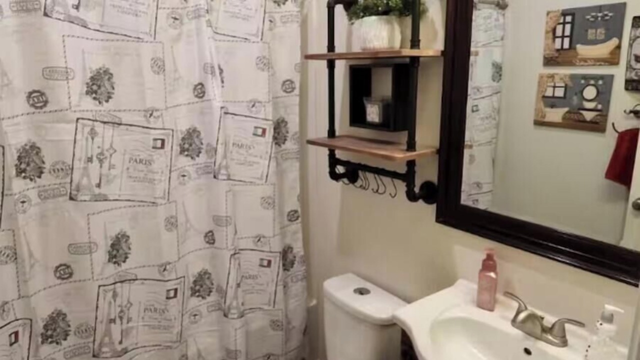 Photo of Bathroom in Wildomar