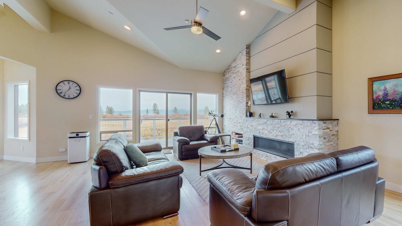Photo of Livingroom in Tahoe Keys