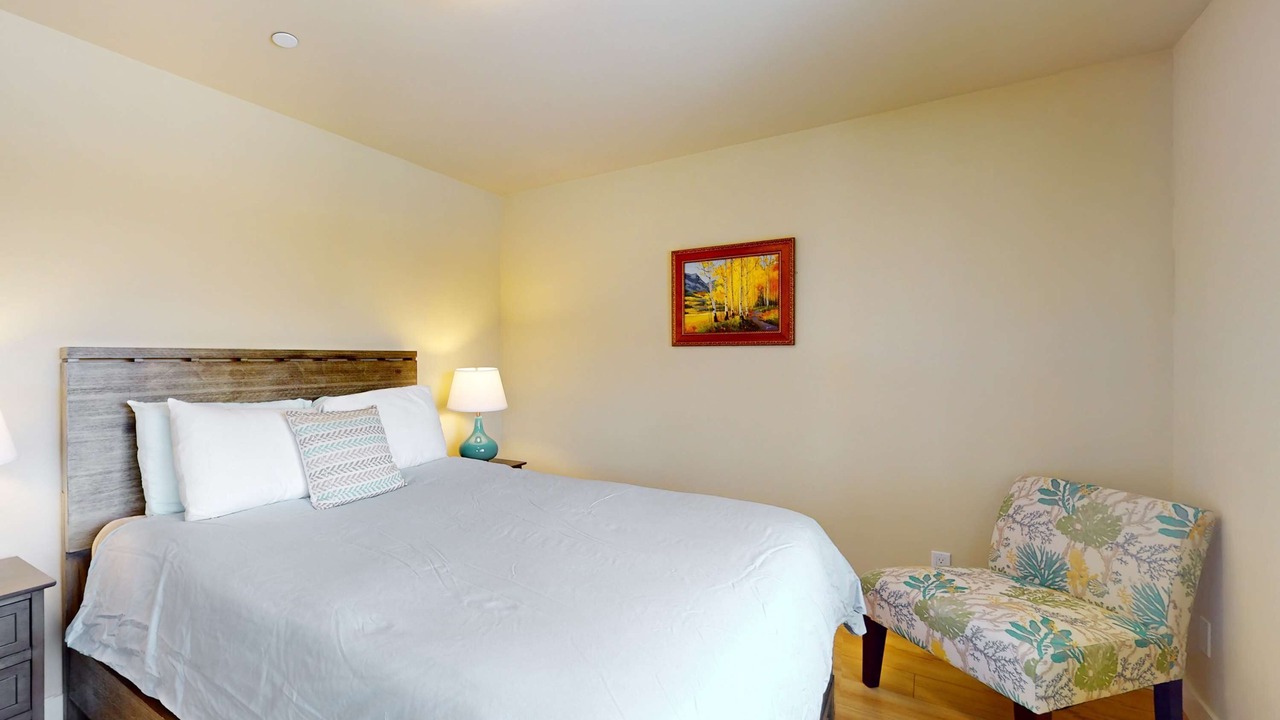 Photo of Bedroom in Tahoe Keys