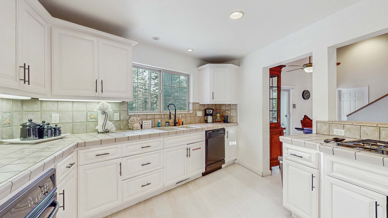 Photo of Kitchen in Country Club Estates