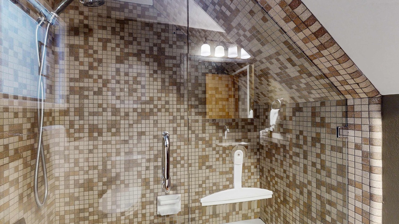 Photo of Bathroom in Black Butte Ranch