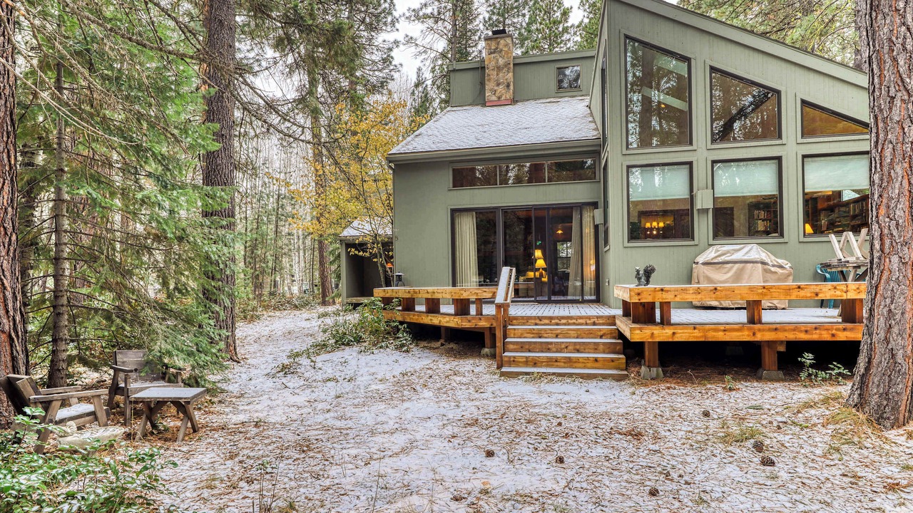 Photo of Patio Balcony in Black Butte Ranch