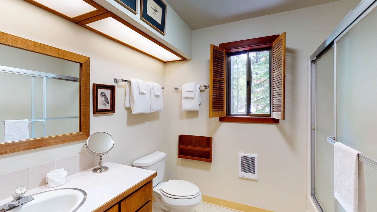 Photo of Bathroom in Black Butte Ranch