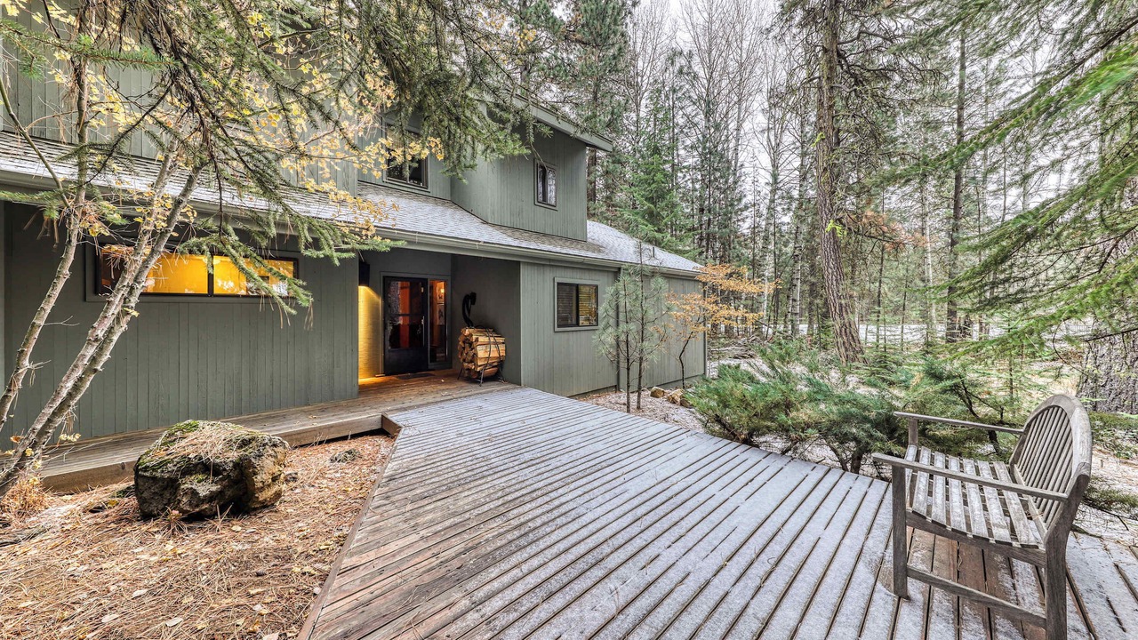 Photo of Patio Balcony in Black Butte Ranch