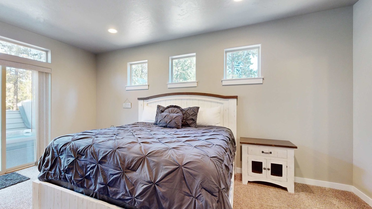 Photo of Bedroom in Deer Park