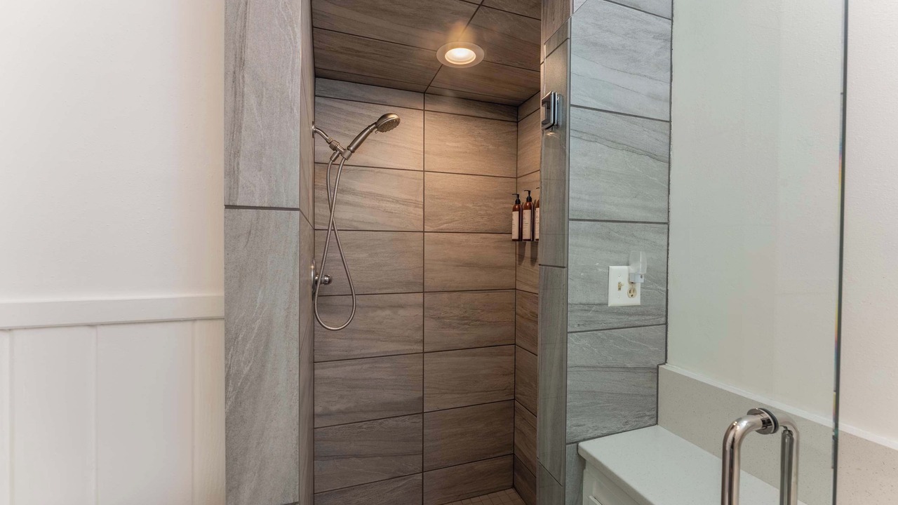 Photo of Bathroom in McKenzie Bridge