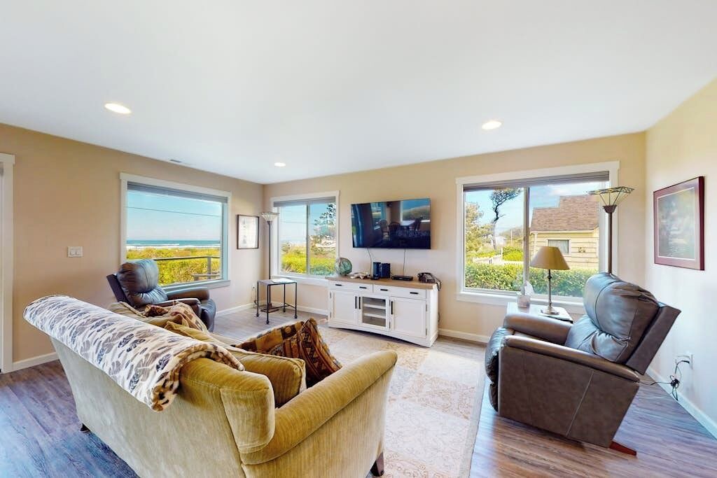 Photo of Livingroom in Waldport