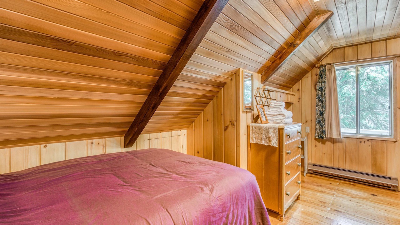 Photo of Bedroom in Government Camp