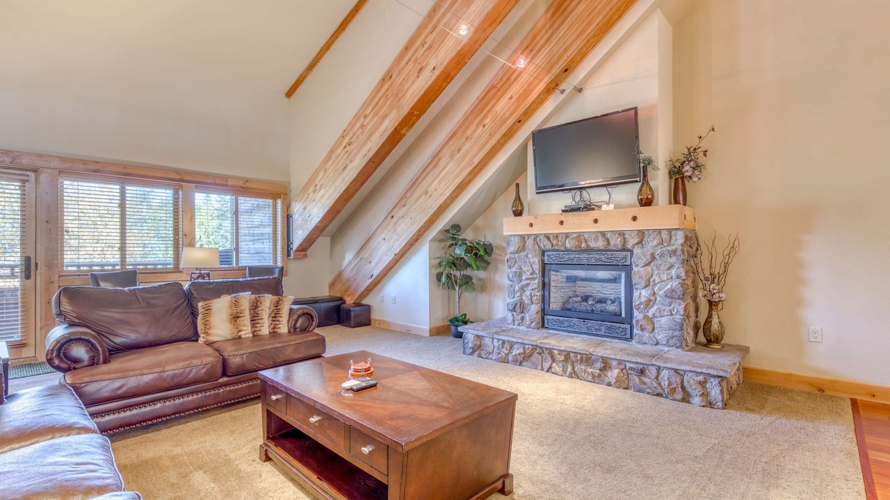 Photo of Livingroom in Government Camp