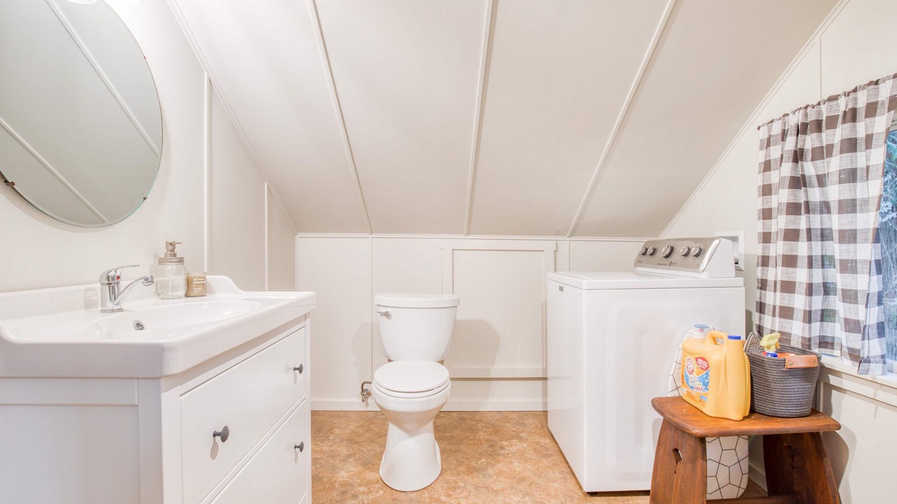 Photo of Bathroom in Marmot