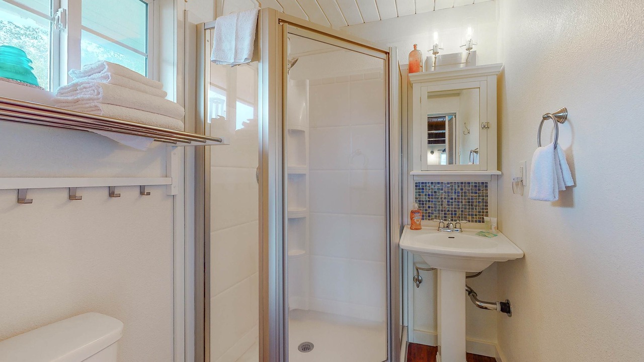 Photo of Bathroom in Winchester Bay