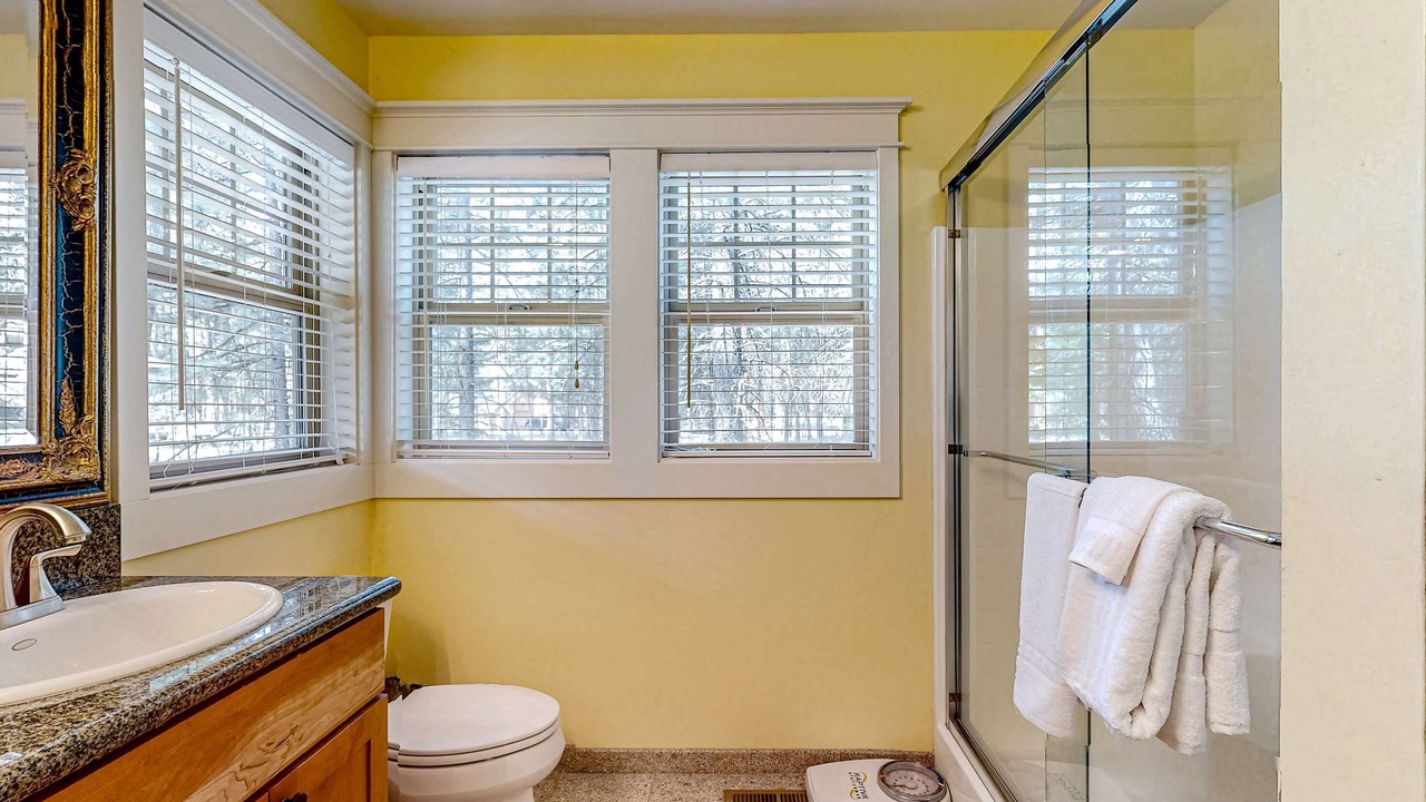 Photo of Bathroom in Black Butte Ranch