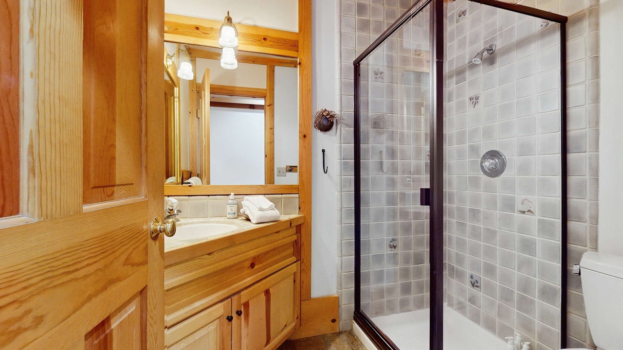 Photo of Bathroom in Alpine Meadows