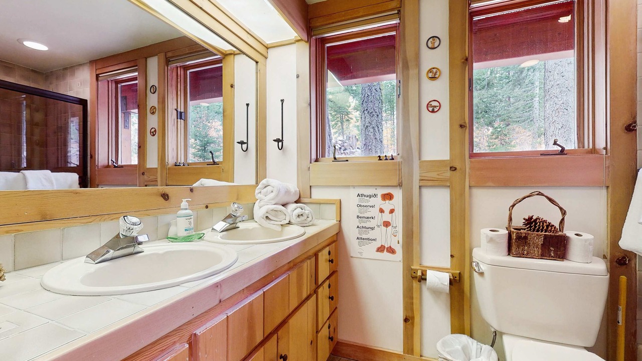 Photo of Bathroom in Alpine Meadows