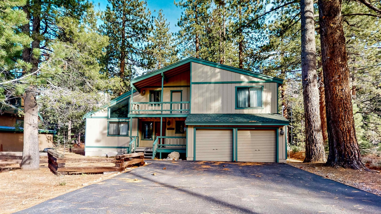 Photo of Outdoor in Christmas Valley