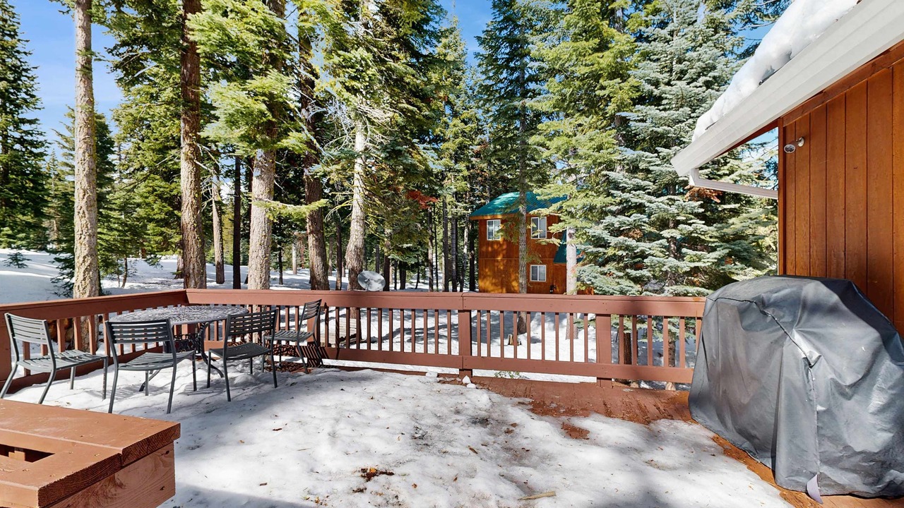 Photo of Outdoor in Kingswood Estates