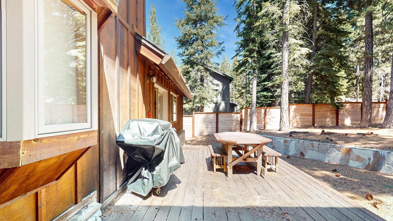 Photo of Outdoor in Country Club Estates