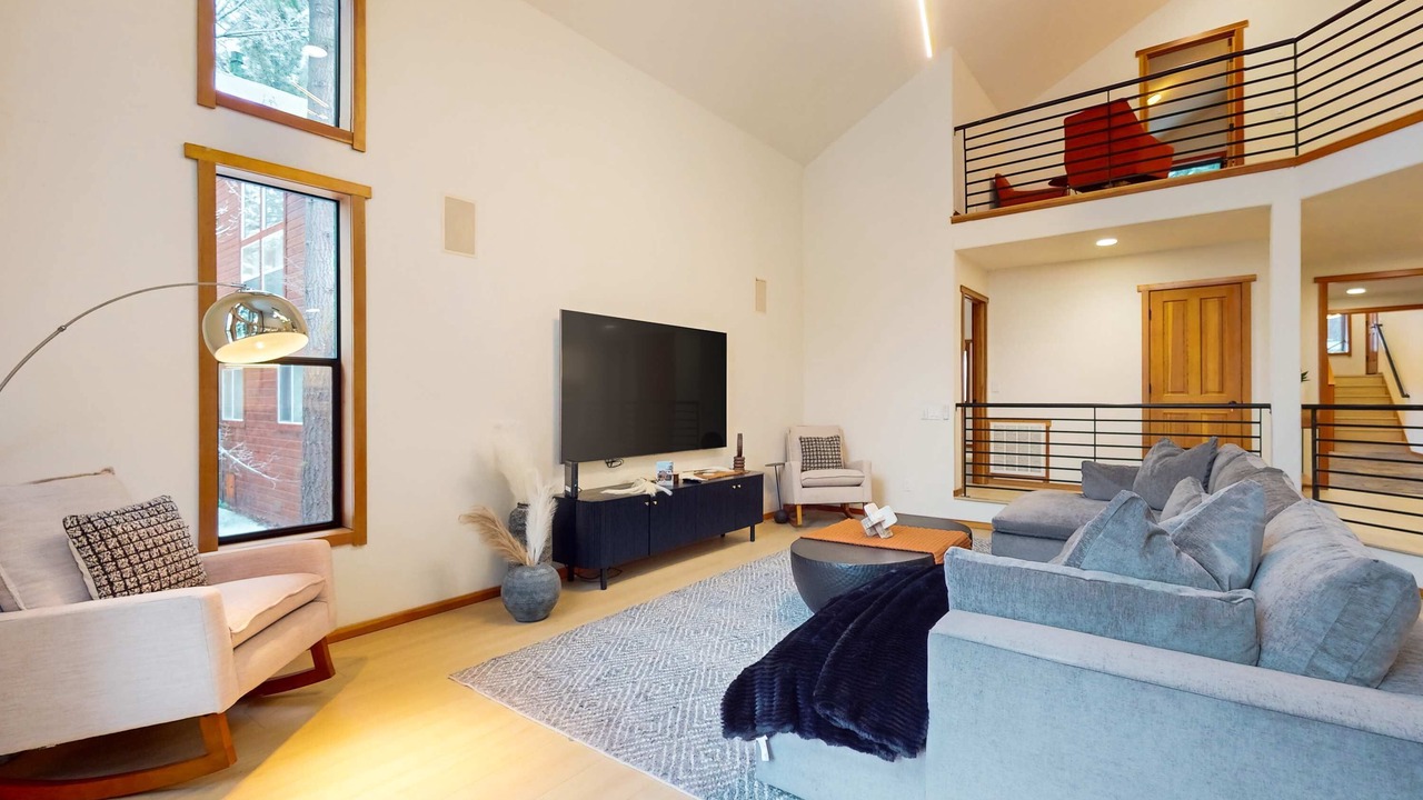Photo of Livingroom in Truckee