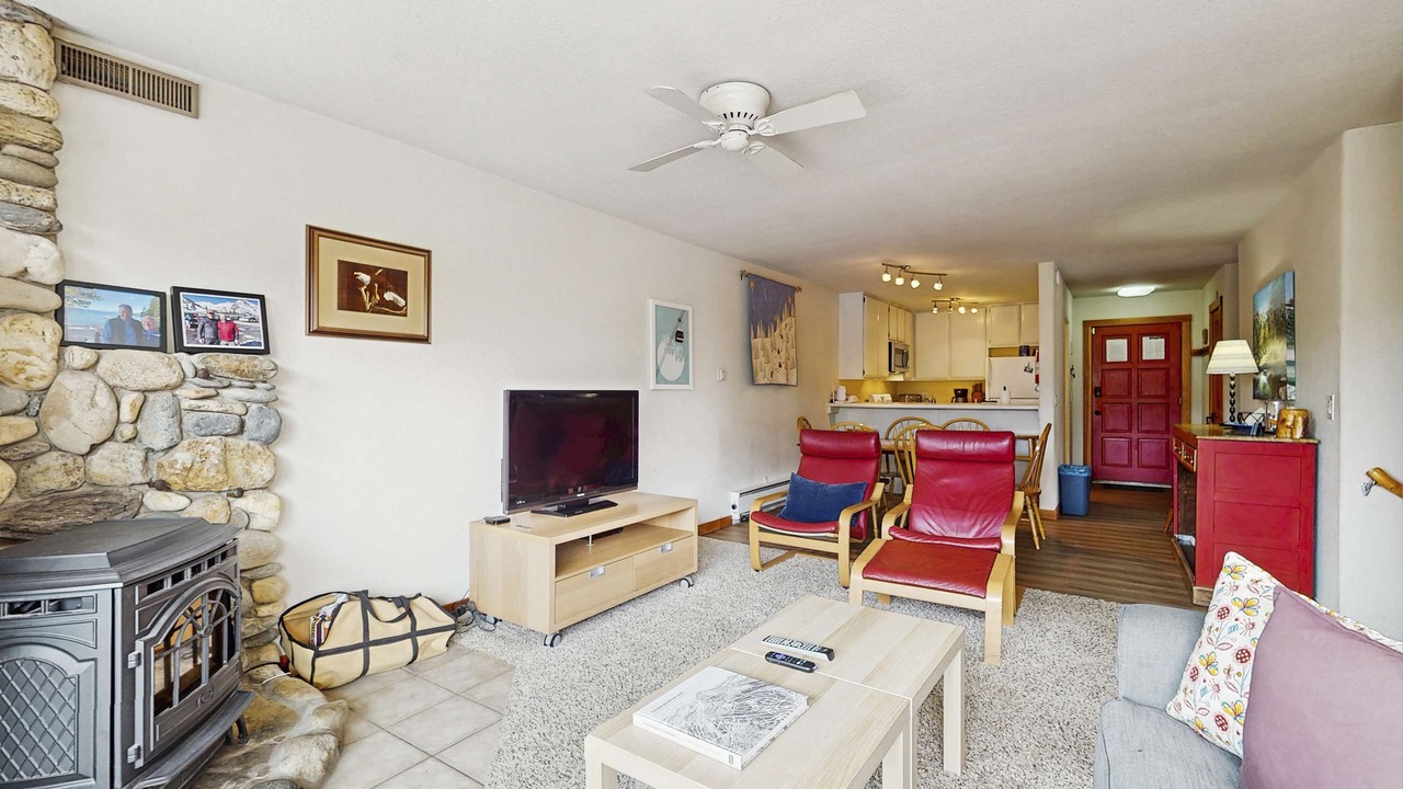 Photo of Livingroom in Alpine Meadows