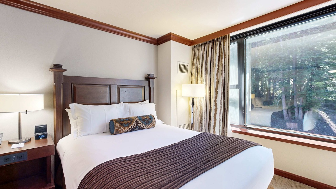 Photo of Bedroom in Olympic Valley