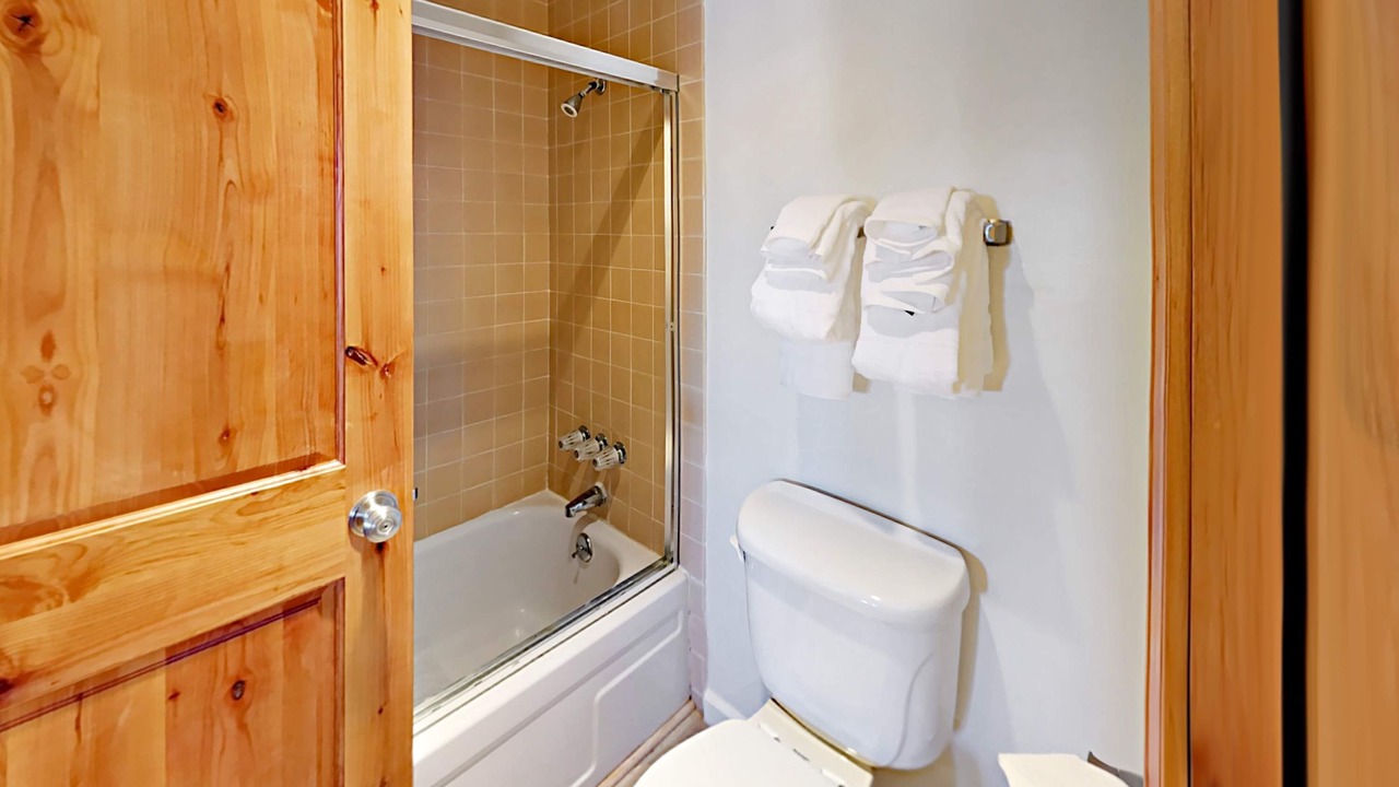 Photo of Bathroom in Tahoe Keys
