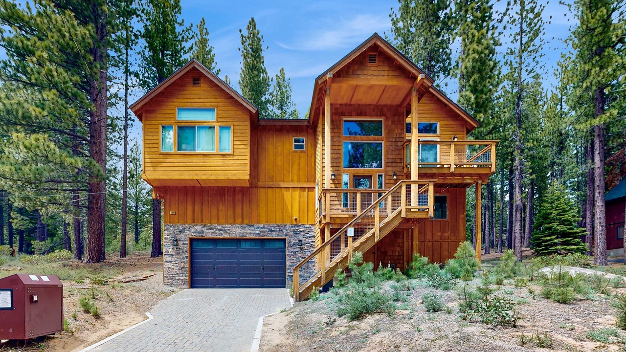 Photo of Outdoor in Country Club Estates