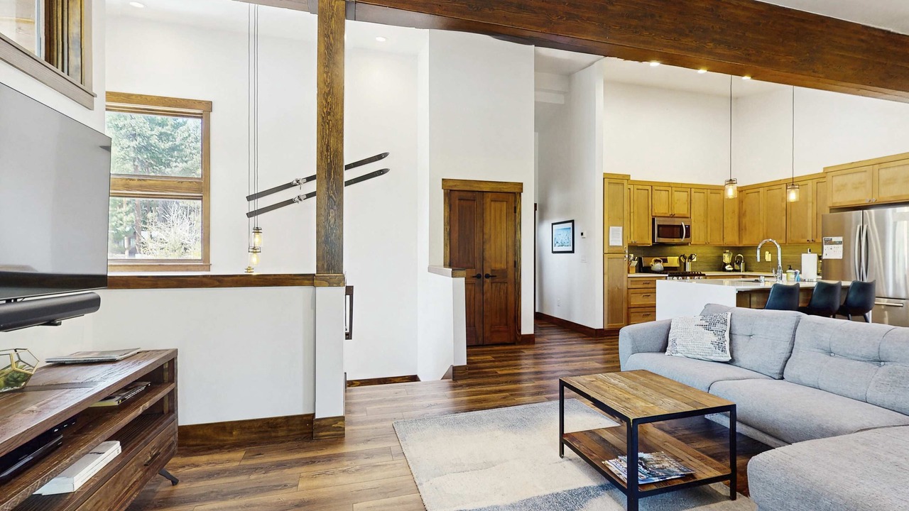 Photo of Livingroom in Truckee