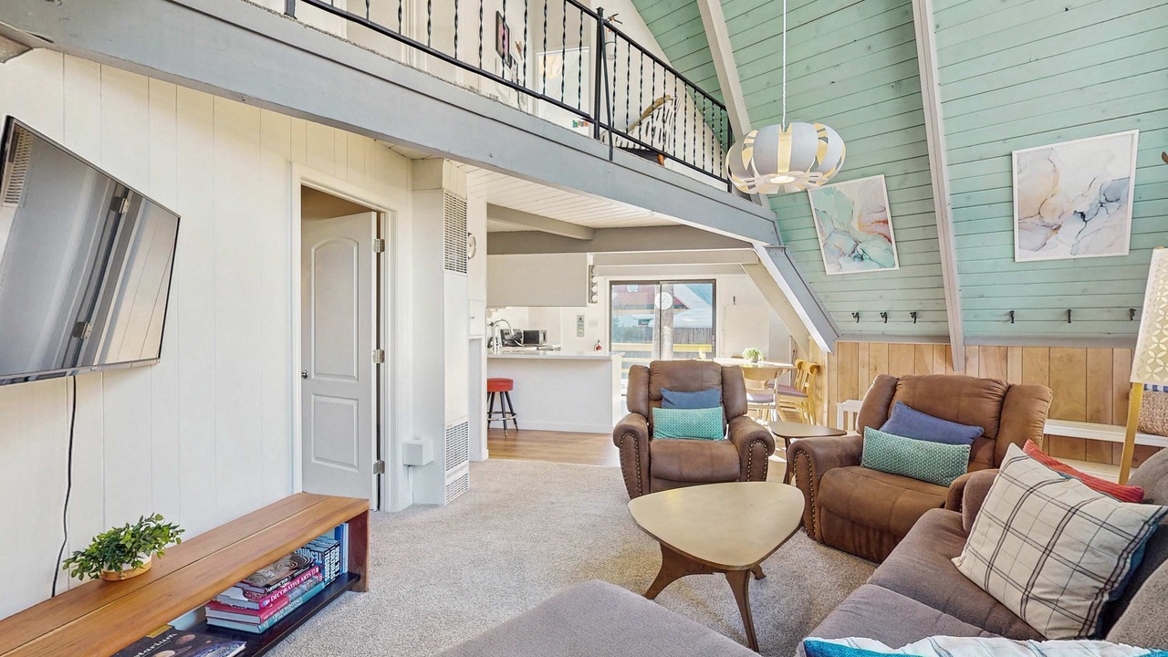 Photo of Livingroom in Tahoe Paradise