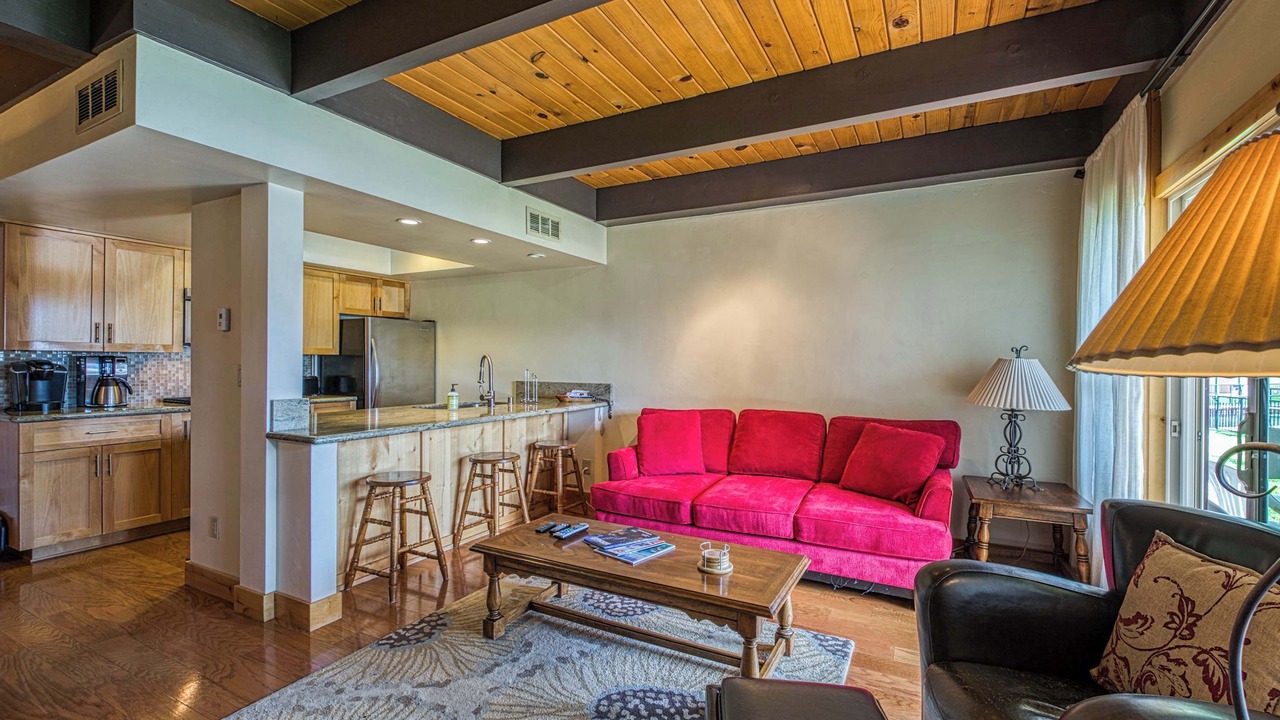 Photo of Livingroom in Tahoe Keys