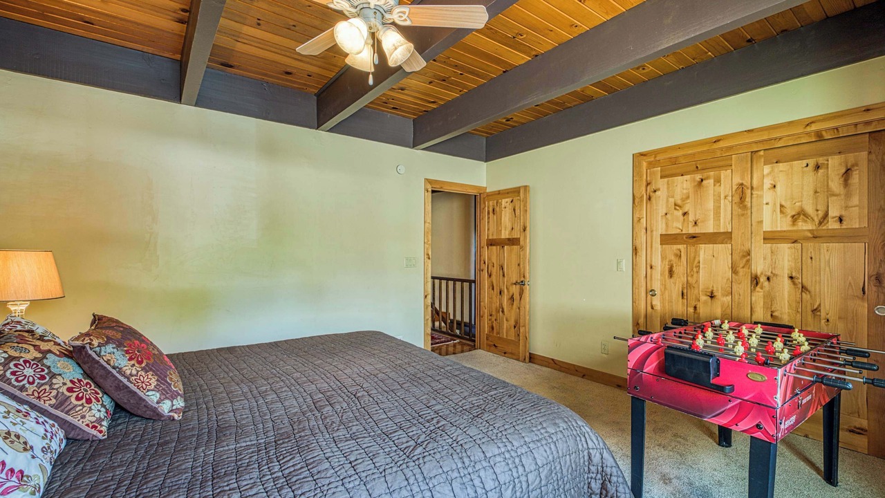 Photo of Bedroom in Tahoe Keys