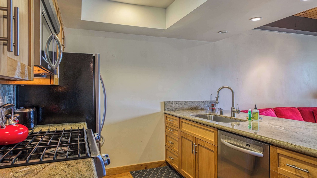 Photo of Kitchen in Tahoe Keys