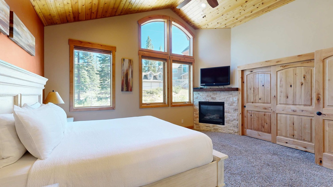 Photo of Bedroom in Montgomery Estates
