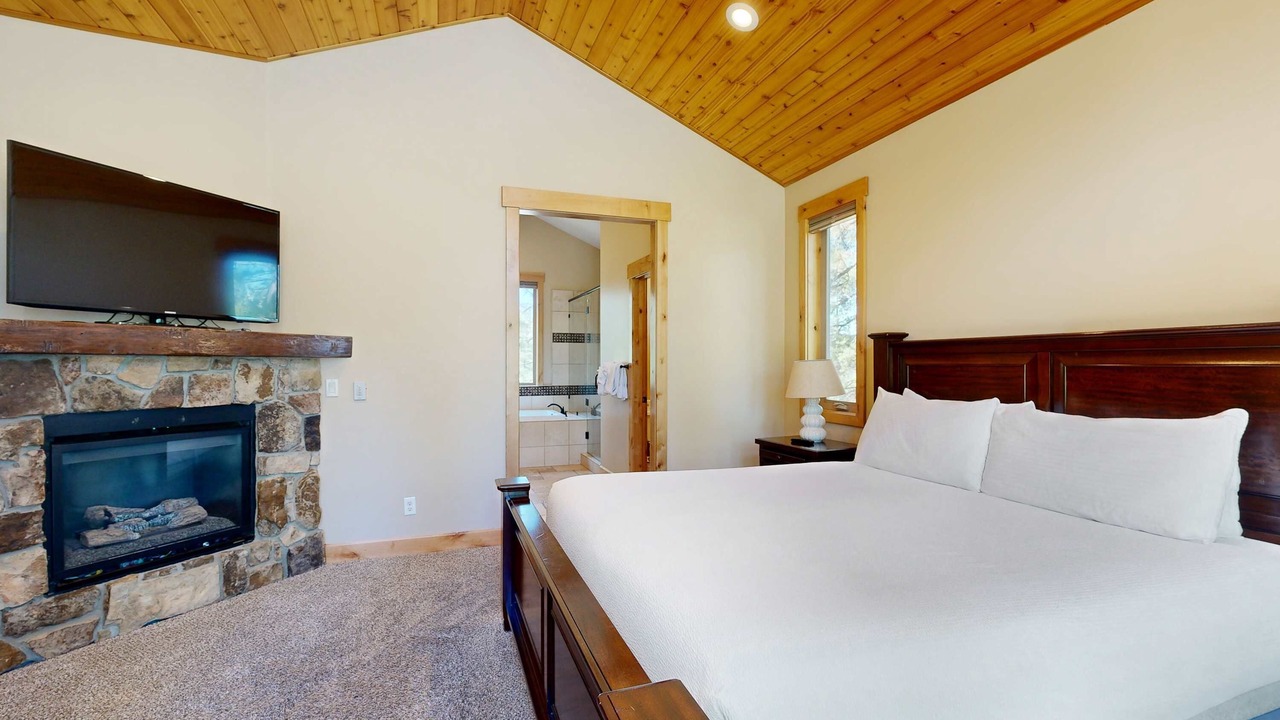 Photo of Bedroom in Montgomery Estates
