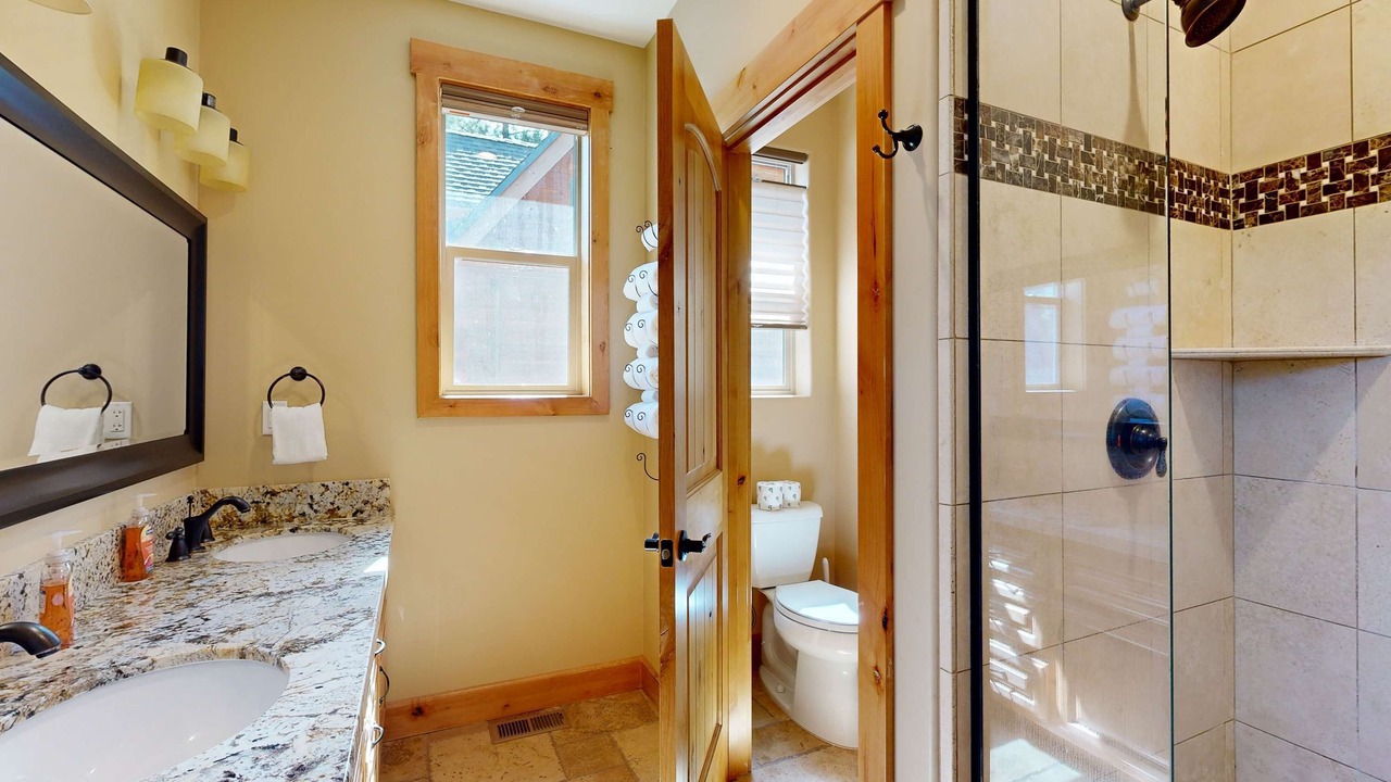 Photo of Bathroom in Montgomery Estates