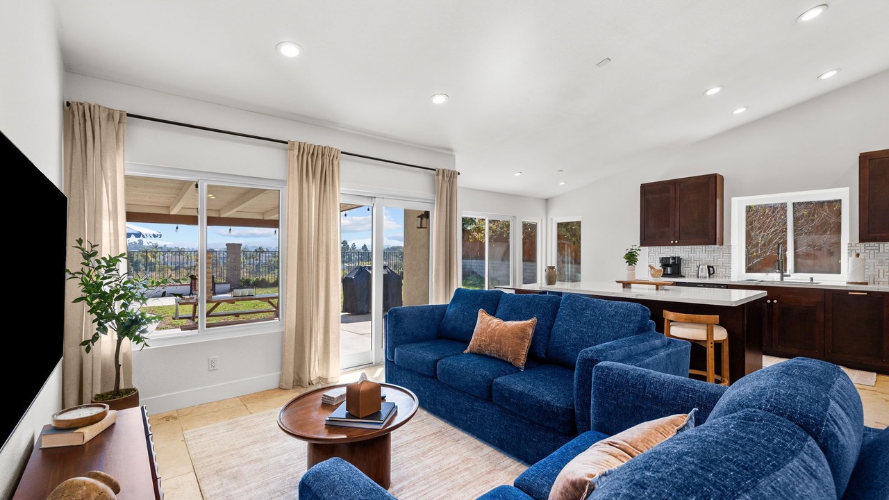 Photo of Livingroom in Guajome