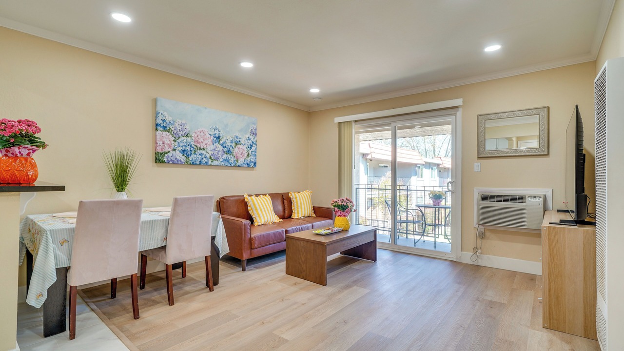 Photo of Livingroom in Pleasanton