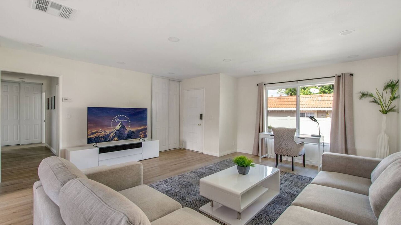 Photo of Livingroom in Aliso Viejo
