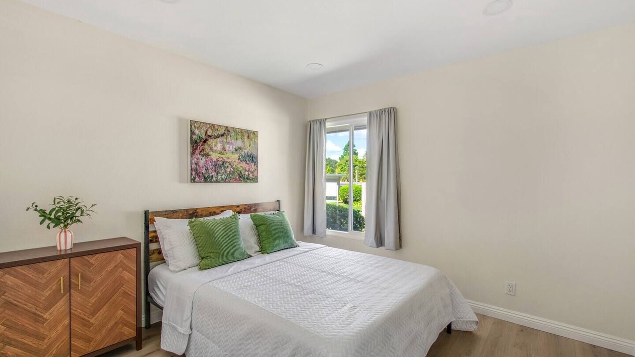 Photo of Bedroom in Aliso Viejo