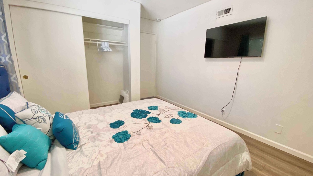 Photo of Bedroom in Walnut Valley