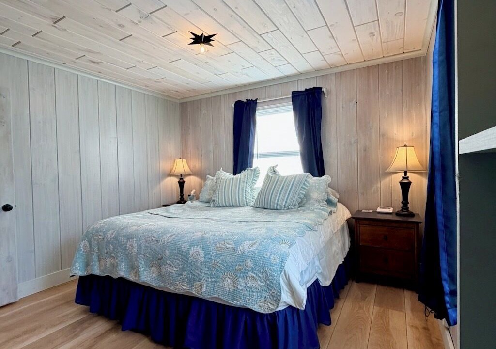Photo of Bedroom in Yachats