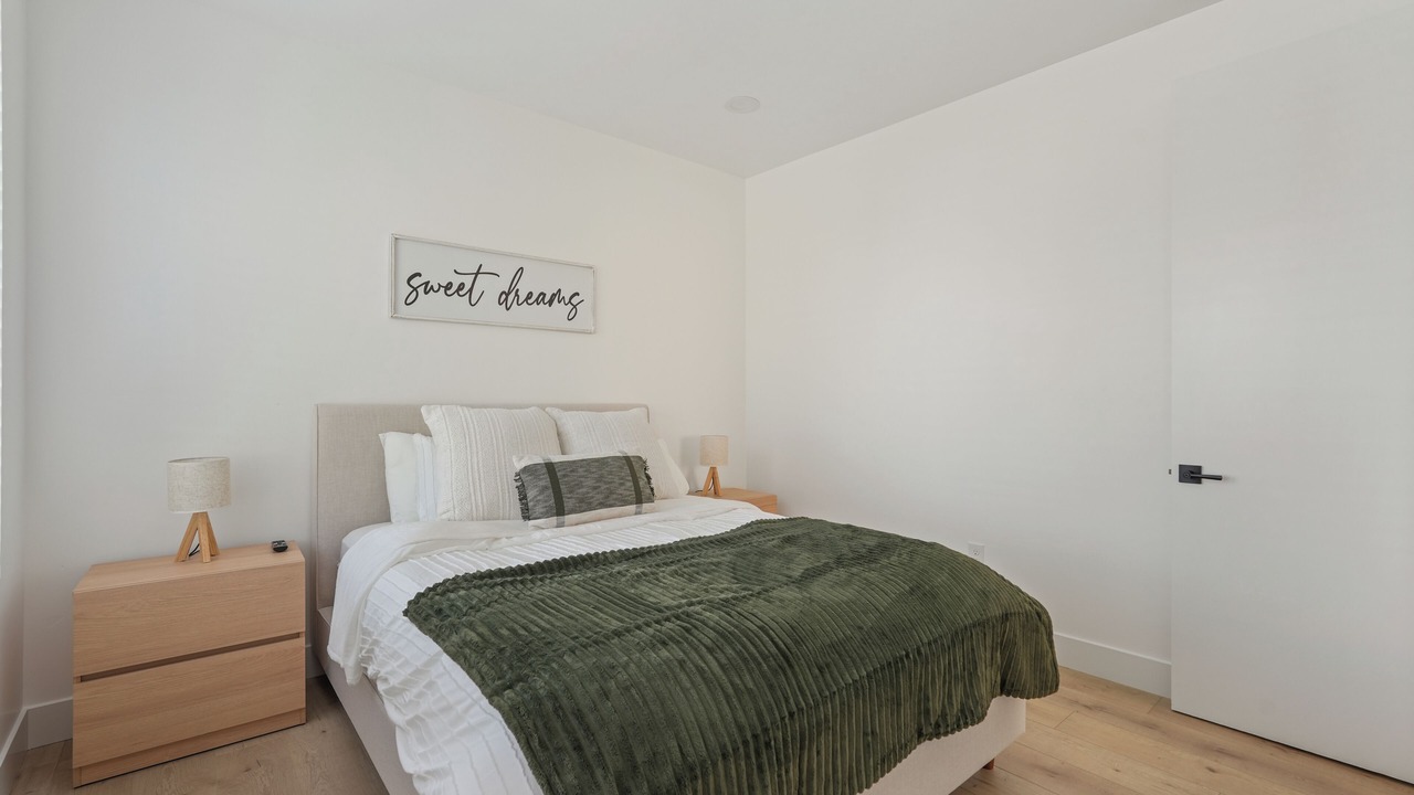 Photo of Bedroom in Downtown Sacramento