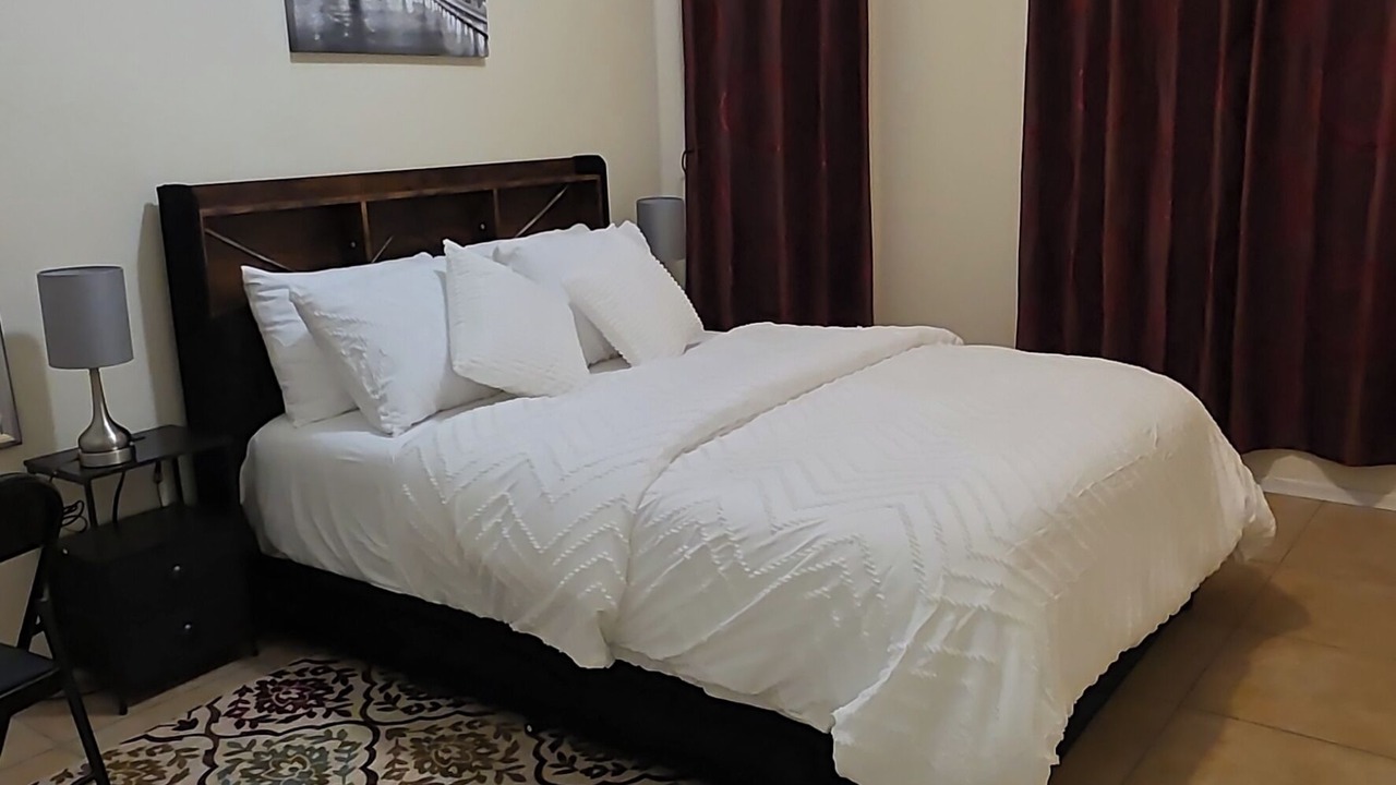 Photo of Bedroom in Estrella Village